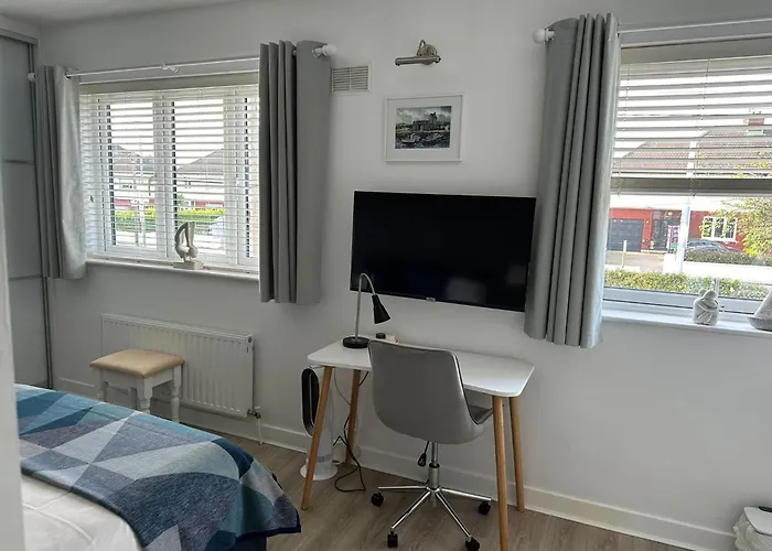 30 Minutes To Centre