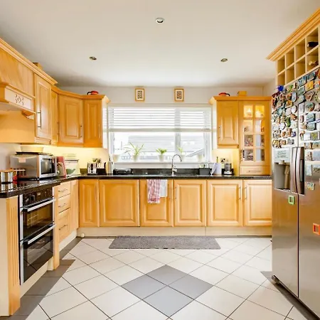 Δωμάτια σε οικογενειακή κατοικία 30 Minutes To Centre