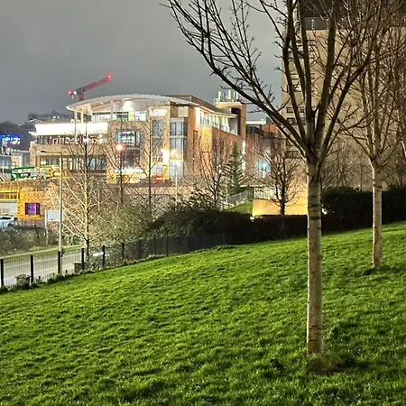 Проживание в семье 30 Minutes To Centre