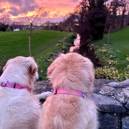 30 Minutes To Centre